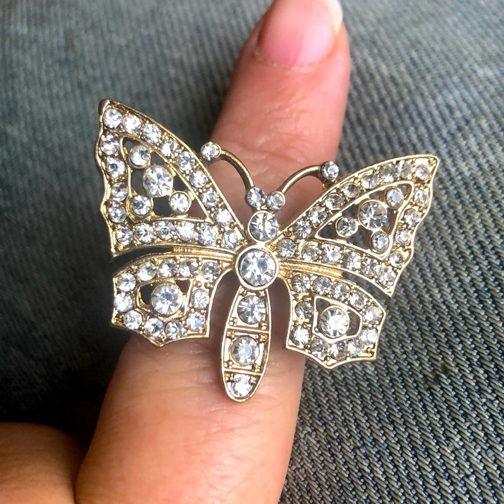 🇺🇸🍁Sparkly butterfly signature ring, size 7 1/2 - Picture 1 of 4